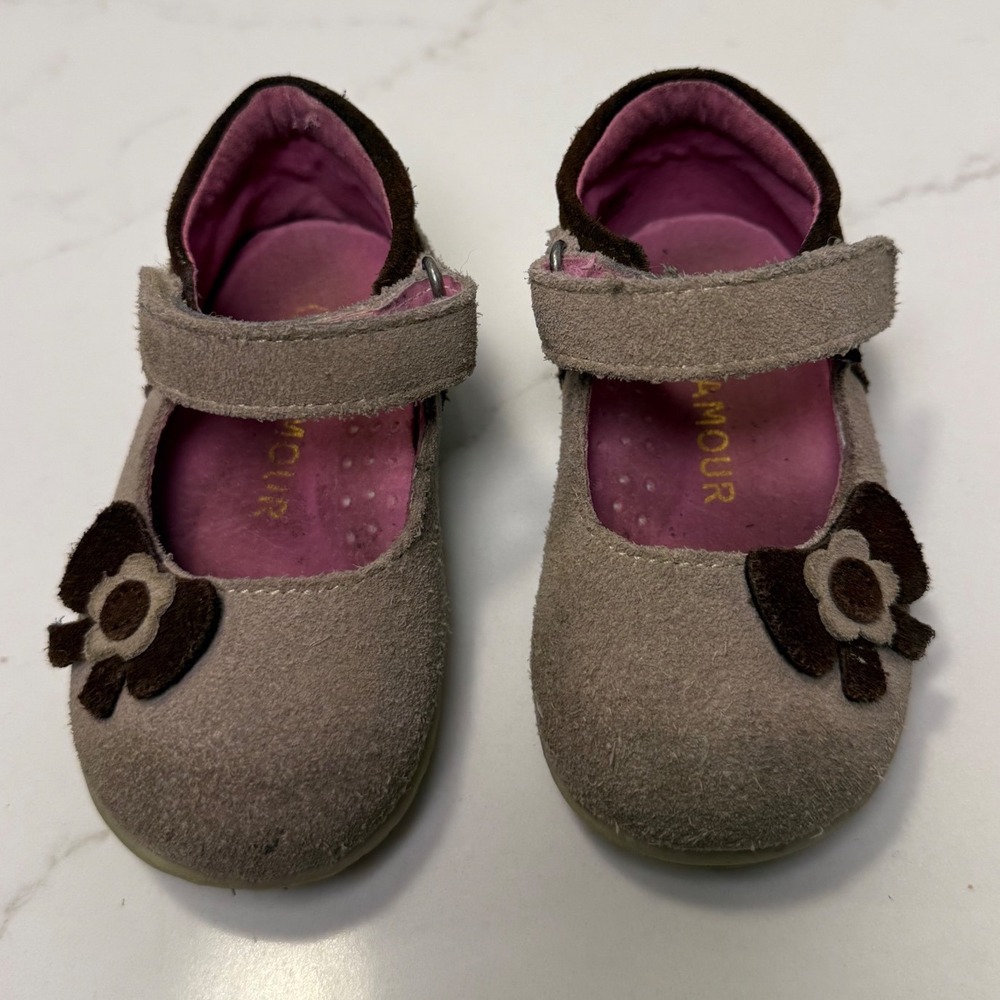 L'Amour Girls Brown Suede Flower Mary Jane Shoes Size 4 Toddler L299